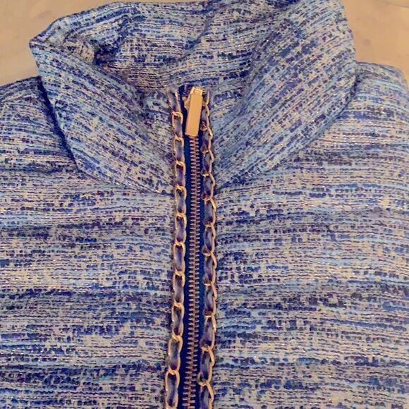 🔥Lilly Pulitzer Vest Women’s Medium Blue Thistle Noella Boucle - Picture 3 of 3